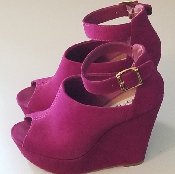 STEVE MADDEN STRAPPY SUEDE WEDGES - Size 8 - Picture 2 of 4